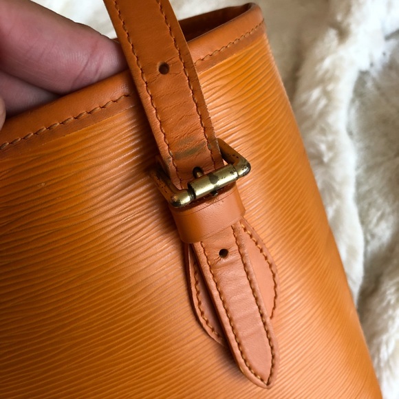 Vintage Louis Vuitton epi bucket bag - Picture 7 of 8